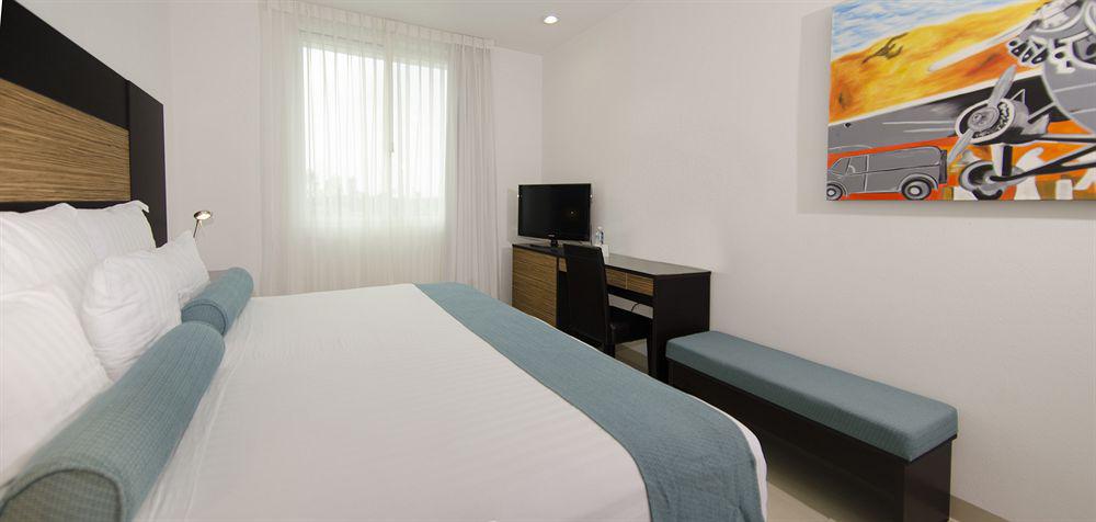 Wyndham Garden Silao Bajio Aeropuerto Otel Dış mekan fotoğraf